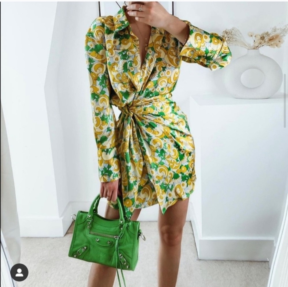 ZARA NWTs Bloggers Printed Dress - Picture 2 of 14